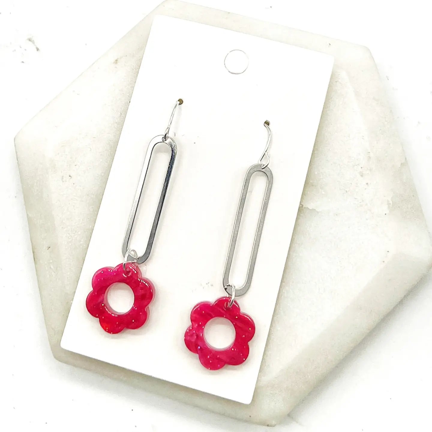 BERRY DAISY FLOWER MINIMALIST LOOP DROP HANDMADE BBB EARRINGS