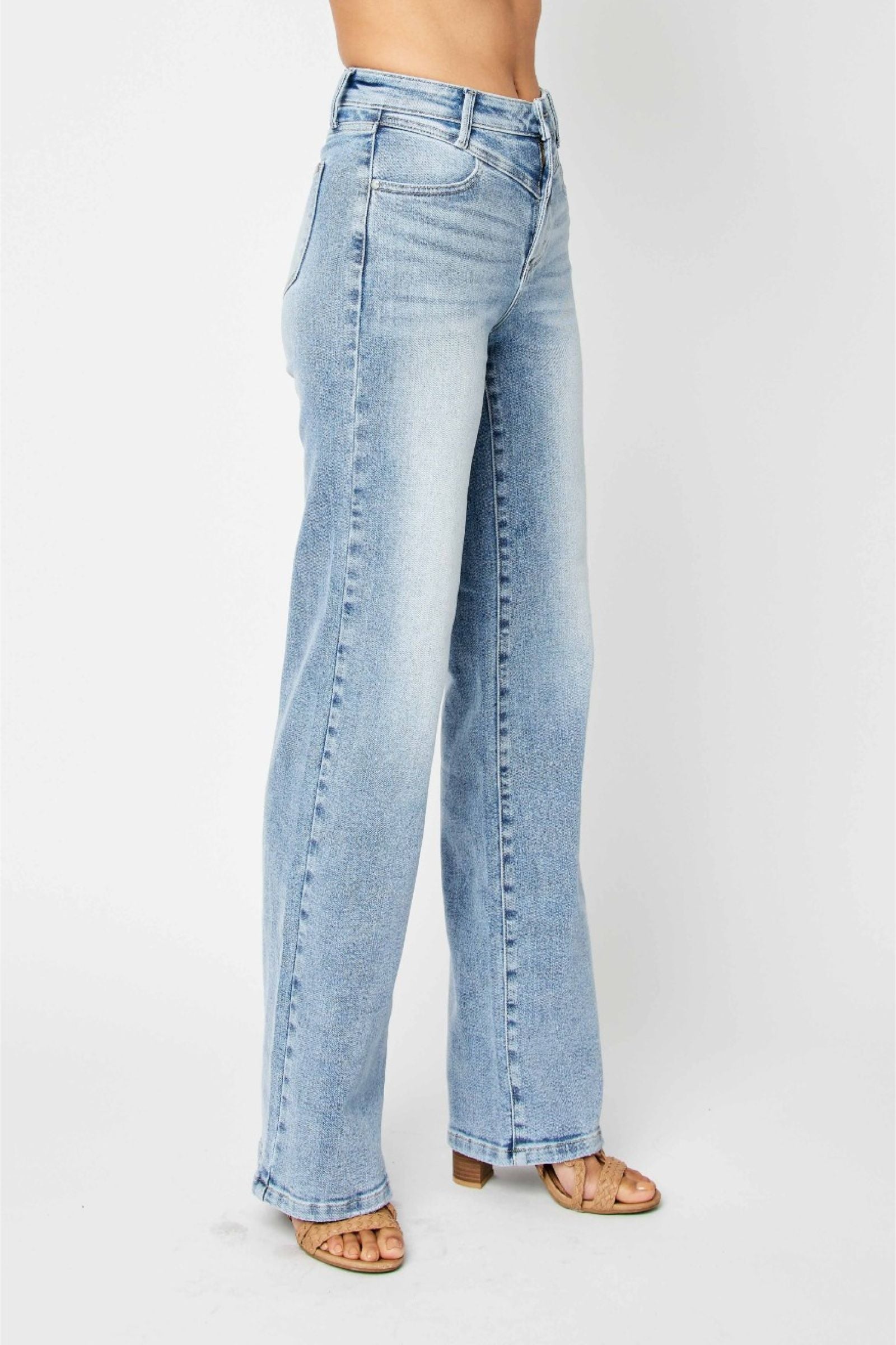 JUDY BLUE HIGH WAIST FRONT YOKE RETRO WIDE MEDIUM WASH DENIM