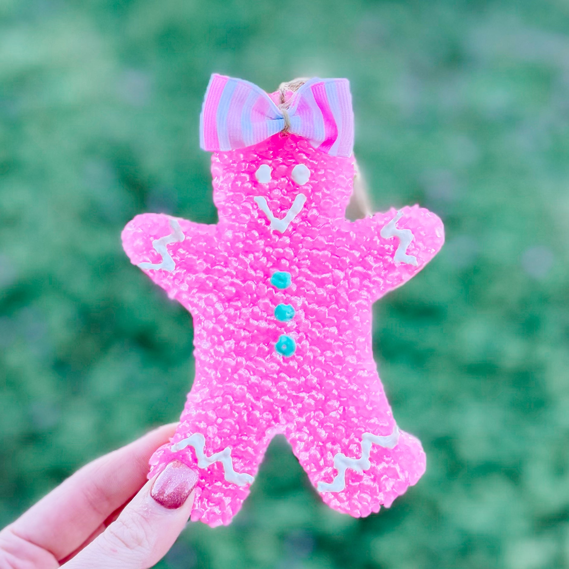 PINK GINGERBREAD LADY WITH RIBBON AND EMBELLISHED FRESHIE SWEET GRACE