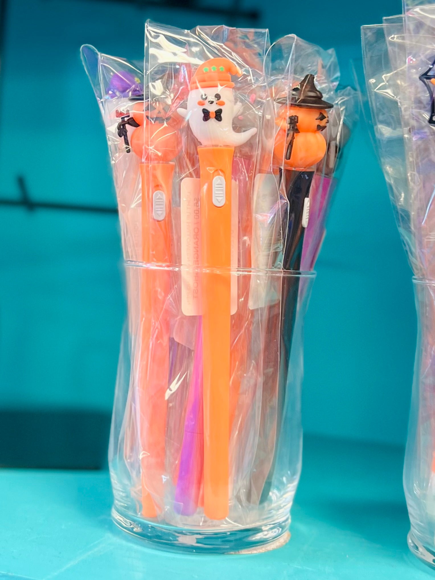 LIGHT UP HALLOWEEN WRITING PEN- SALE