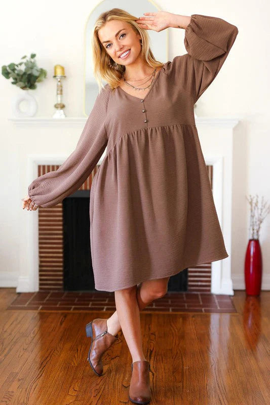 MOCHA WAFFLE KNIT WOVEN VNECK BABYDOLL DRESS