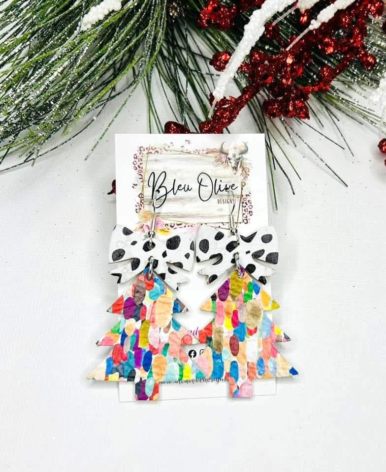 GLITZ & GLAM CHRISTMAS TREE BOW RIBBON TOPPER LIGHTWEIGHT LEATHER DANGLY HANDMADE EARRINGS BY B.O.D