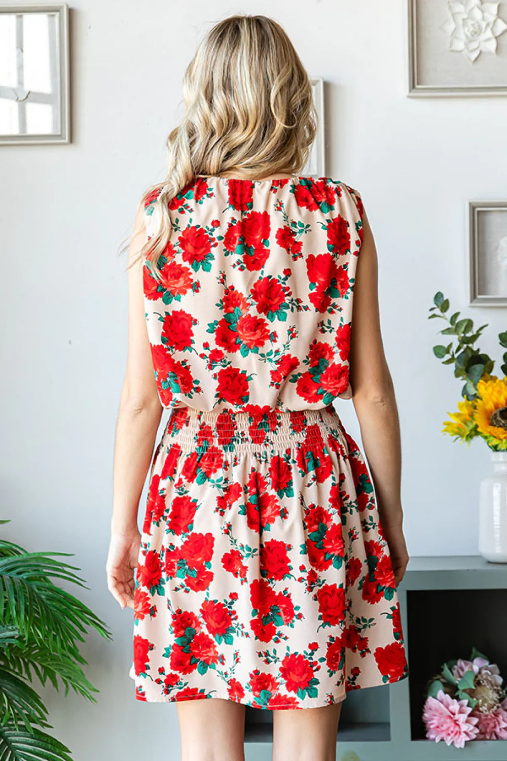 RED ROSES FLORAL TAN SLEEVELESS FIT & FLARE PUFF DRESS