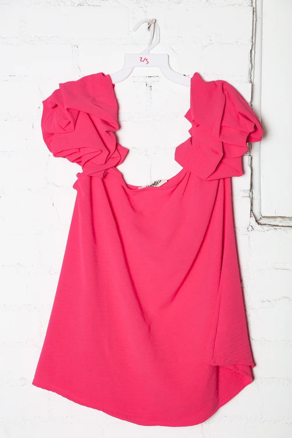 FUCHSIA SOLID COLOR SCRUNCH SLEEVE TANK TOP