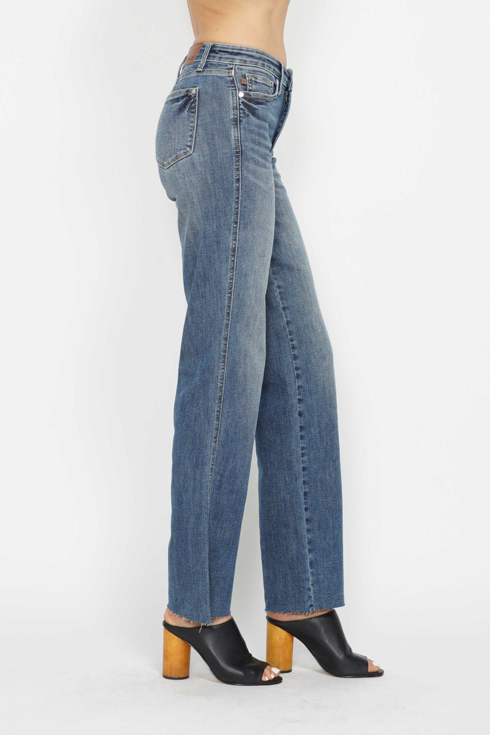 MID RISE TUMMY CONTROL VINTAGE STRAIGHT MEDIUM WASH JUDY BLUE DENIM-PLUS