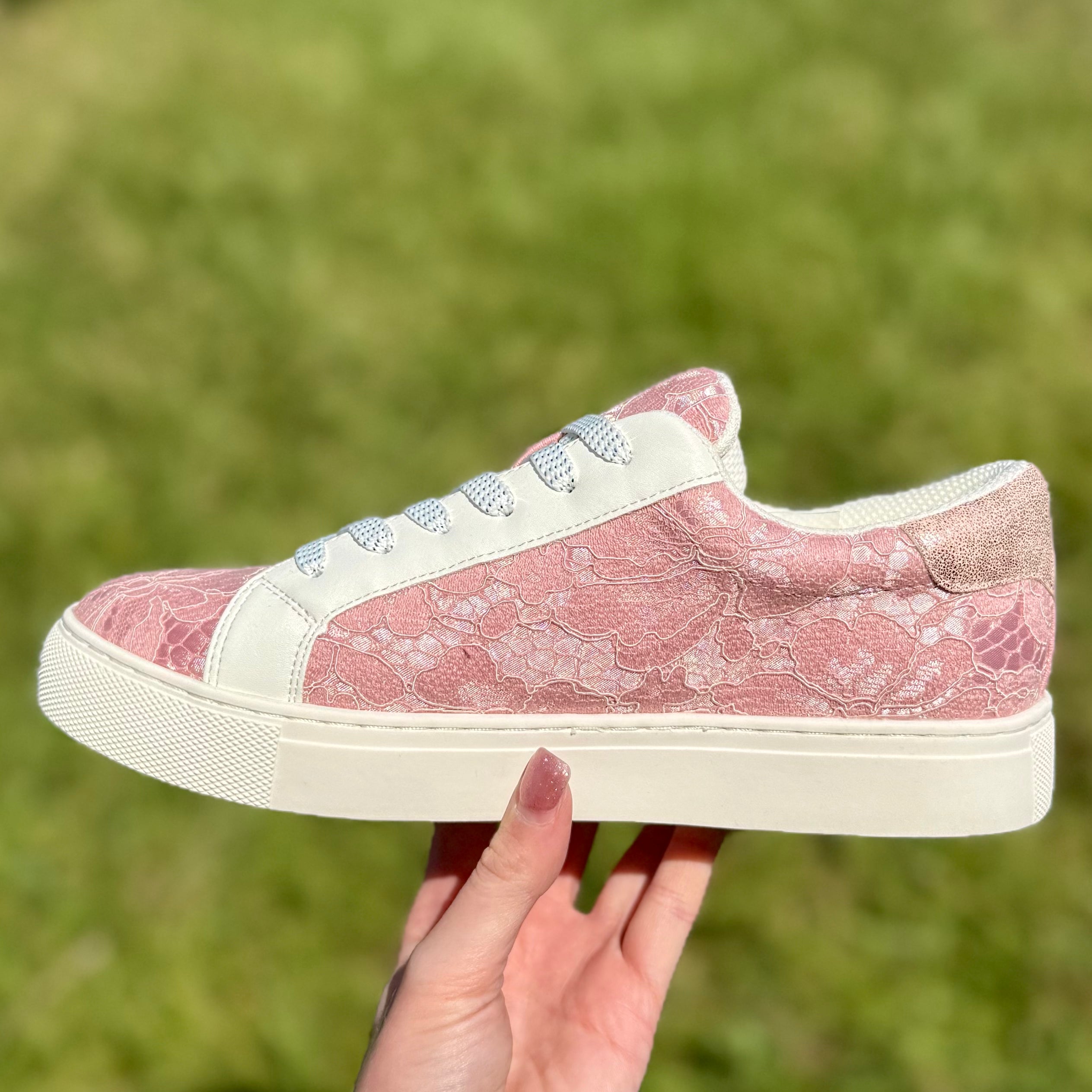 PINK LACE SUPERNOVA STAR GLITTER SNEAKERS CORKYS