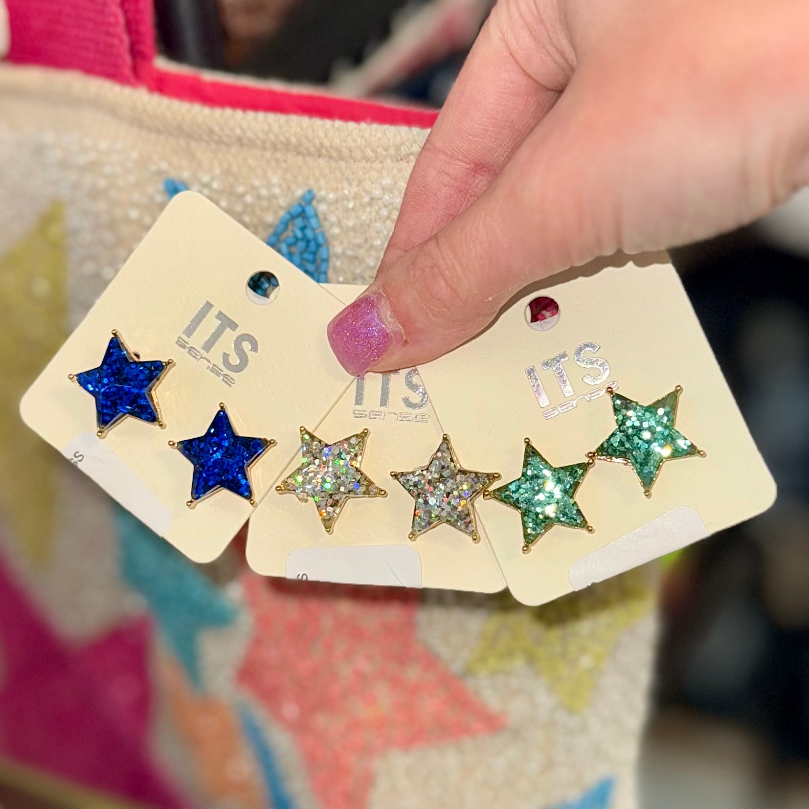 SPARKLY STUD STAR EARRINGS