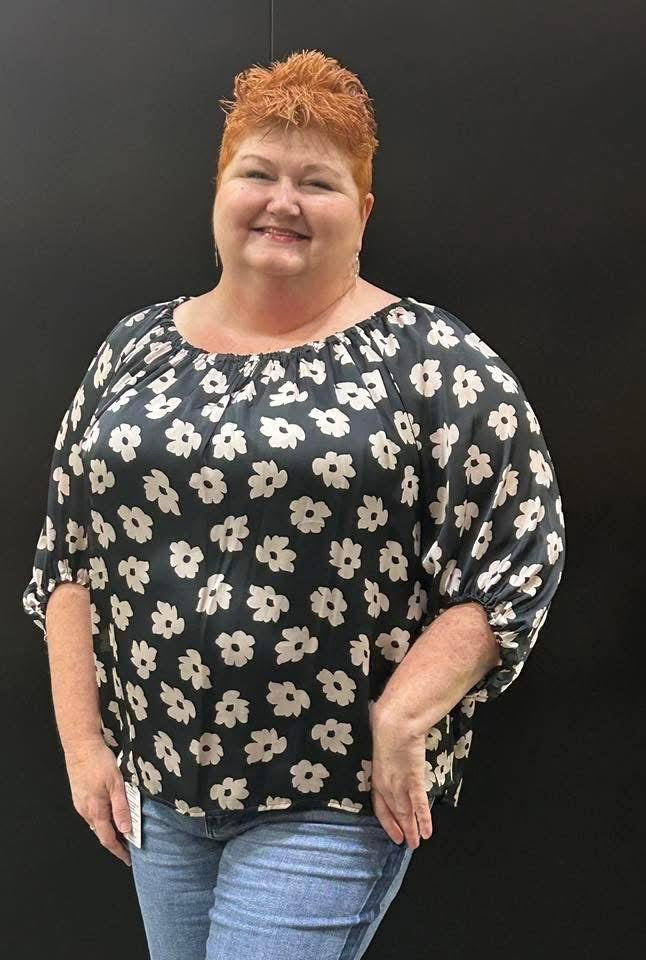 BLACK & WHITE PRINTED DESIGN FLORAL SATIN 3/4 BUBBLE SLEEVE BLOUSE-PLUS