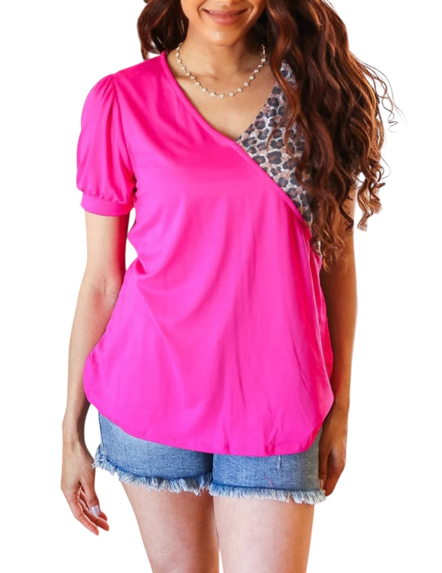 FUCHSIA ANIMAL VNECK PUFF SLEEVE TOP- PLUS- SALE- 1X AVAILABLE