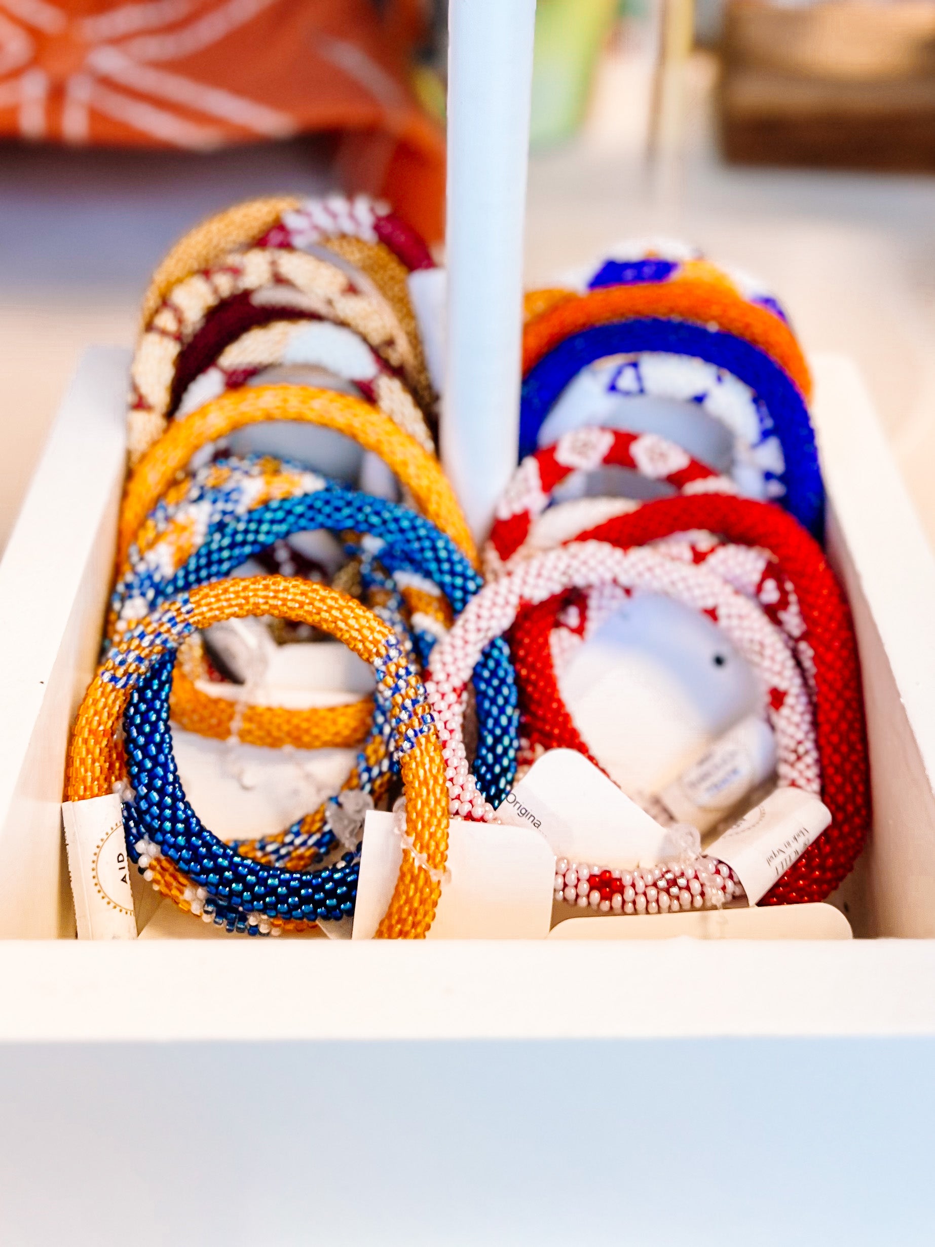 Aid Through Trade FLORIDA GATORS Original Roll On Bracelet
