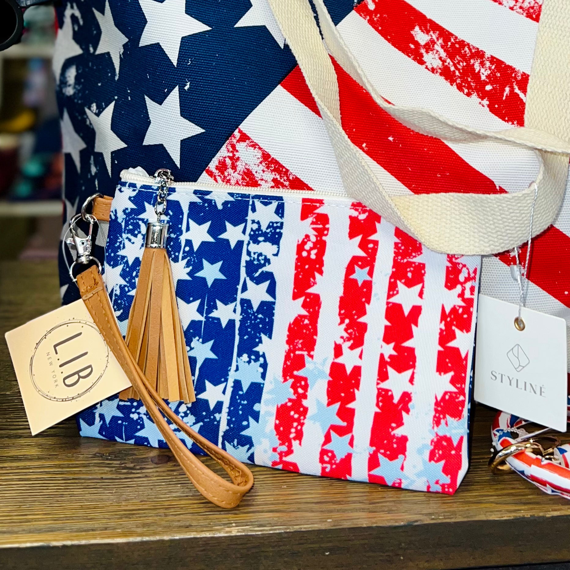 USA Clutch Wristlet
