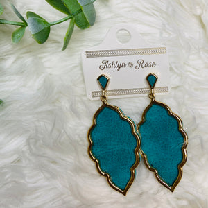 Scalloped Teardrop Earrings