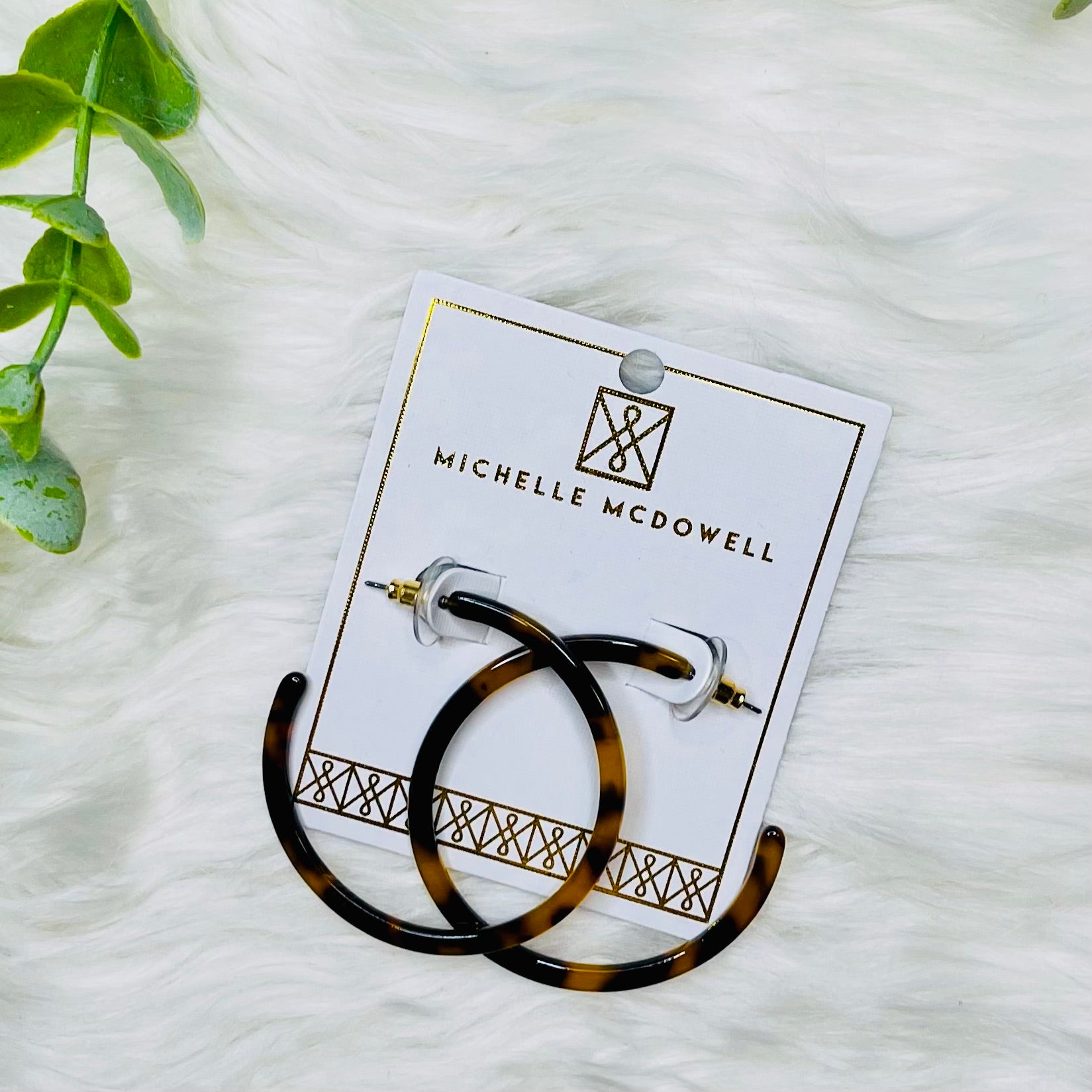 MARY SQUARE TORTOISE HOOP EARRINGS