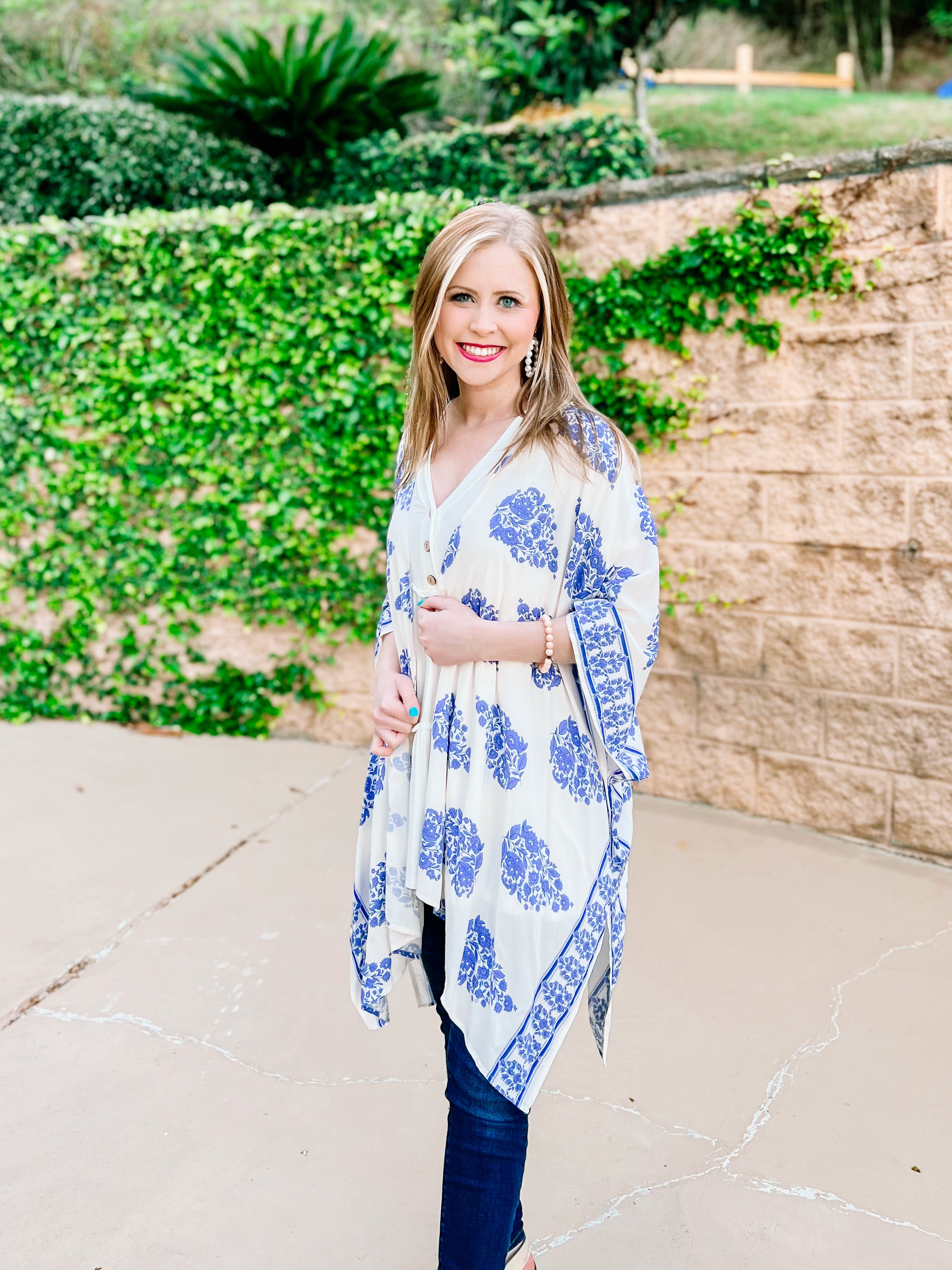 White Blue Border Kimono -PLUS