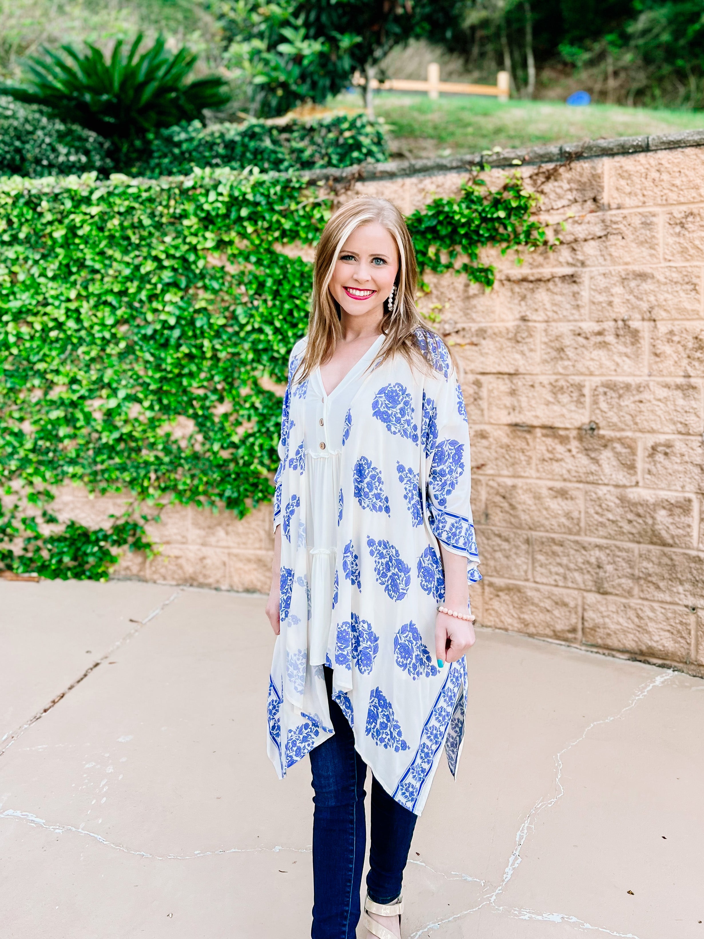 White Blue Border Kimono