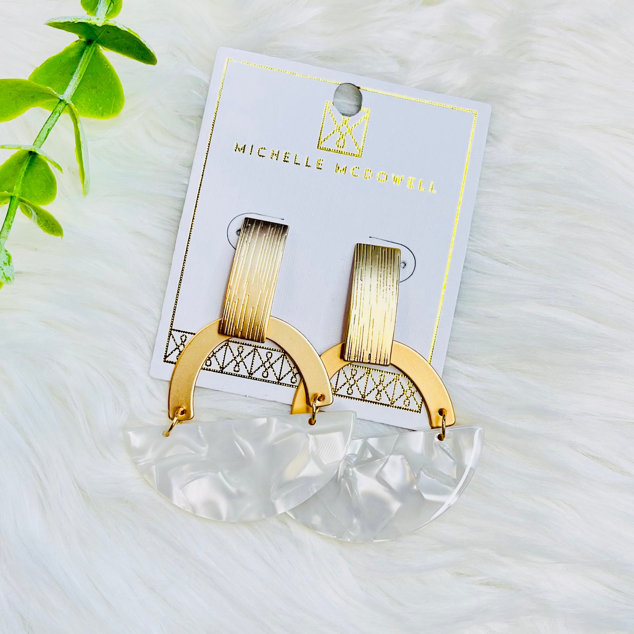 Mary Square Beseck Earrings