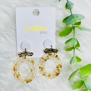 Gold Flaked Round Earrings