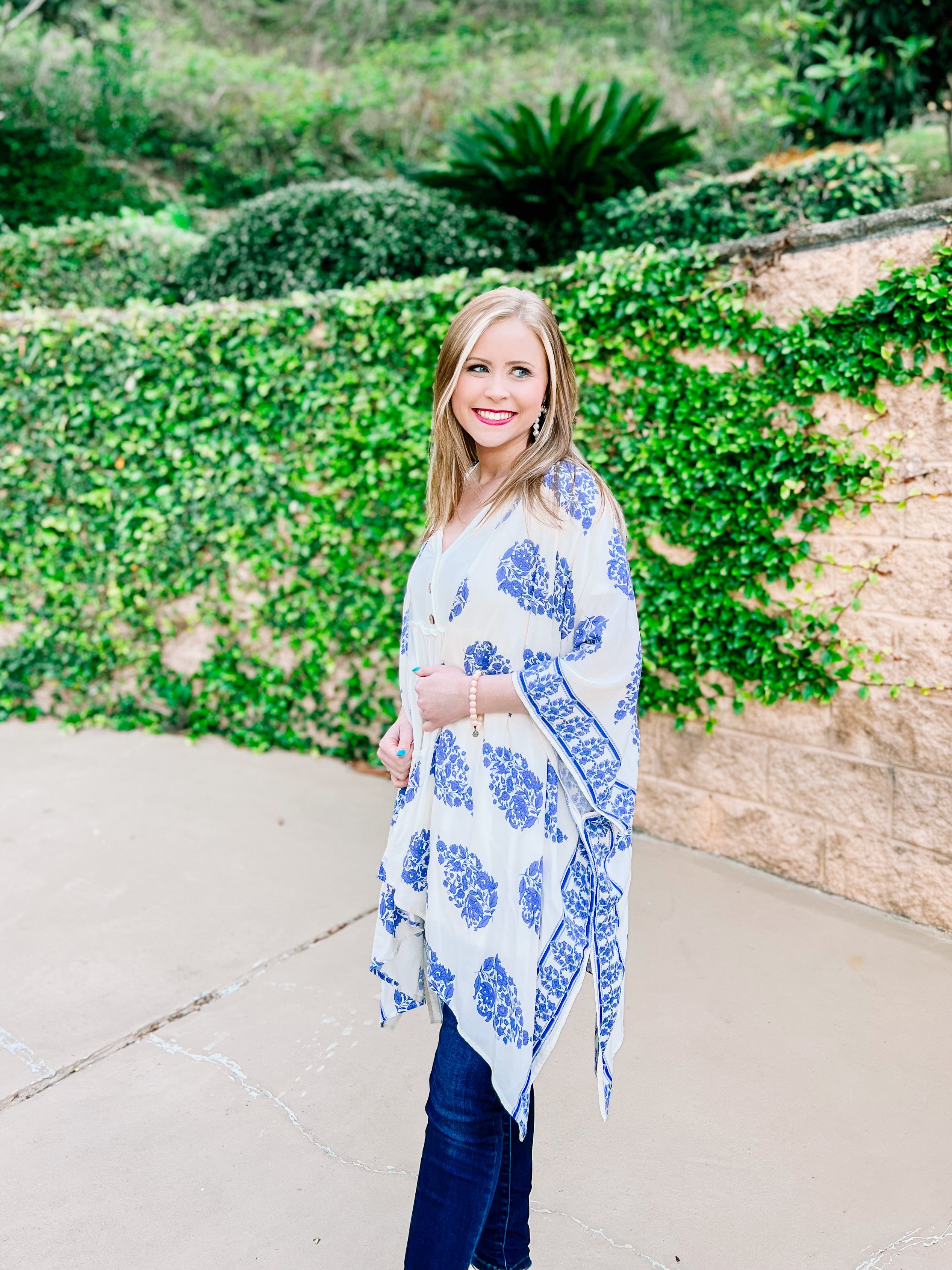 White Blue Border Kimono