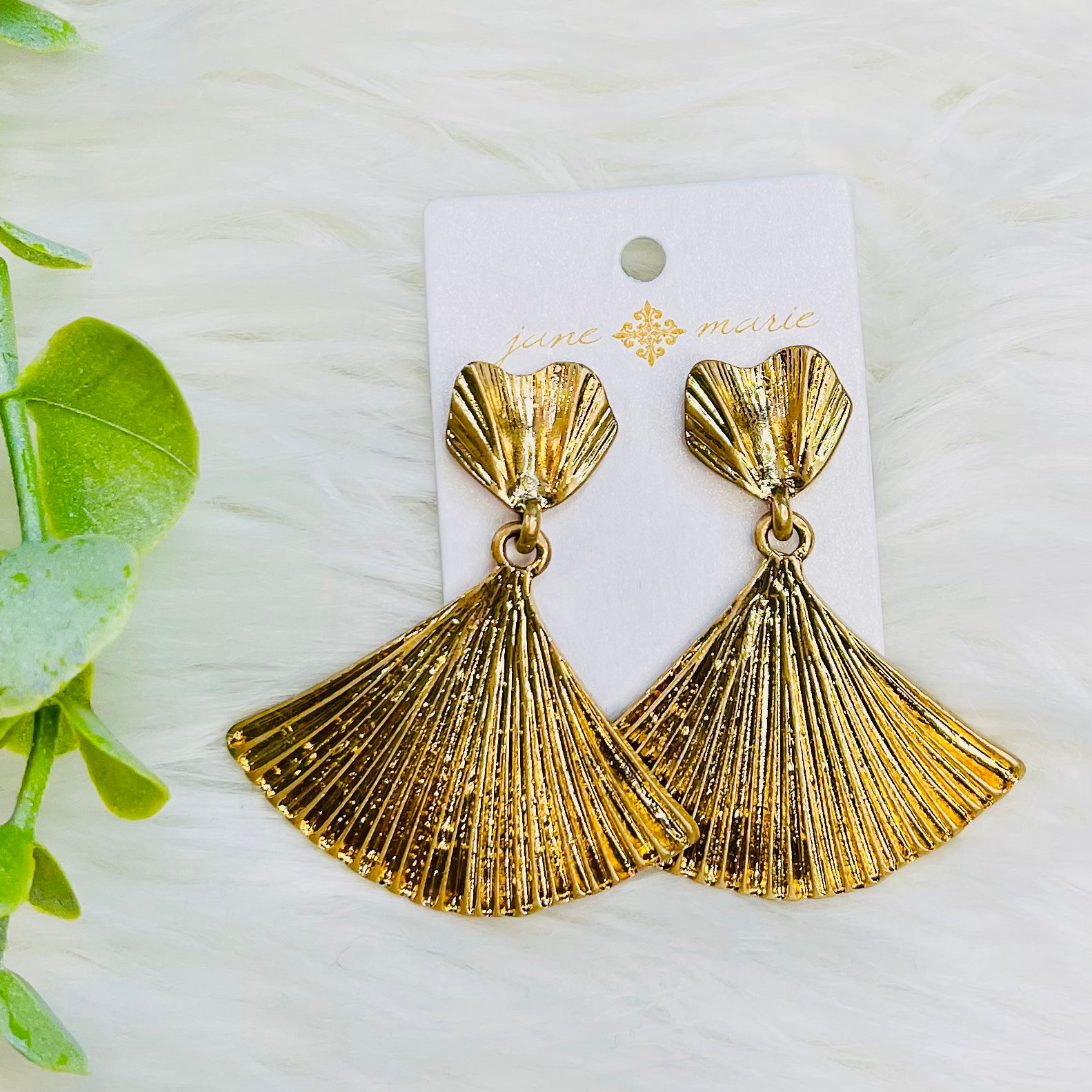 Gold Seashell Earrings