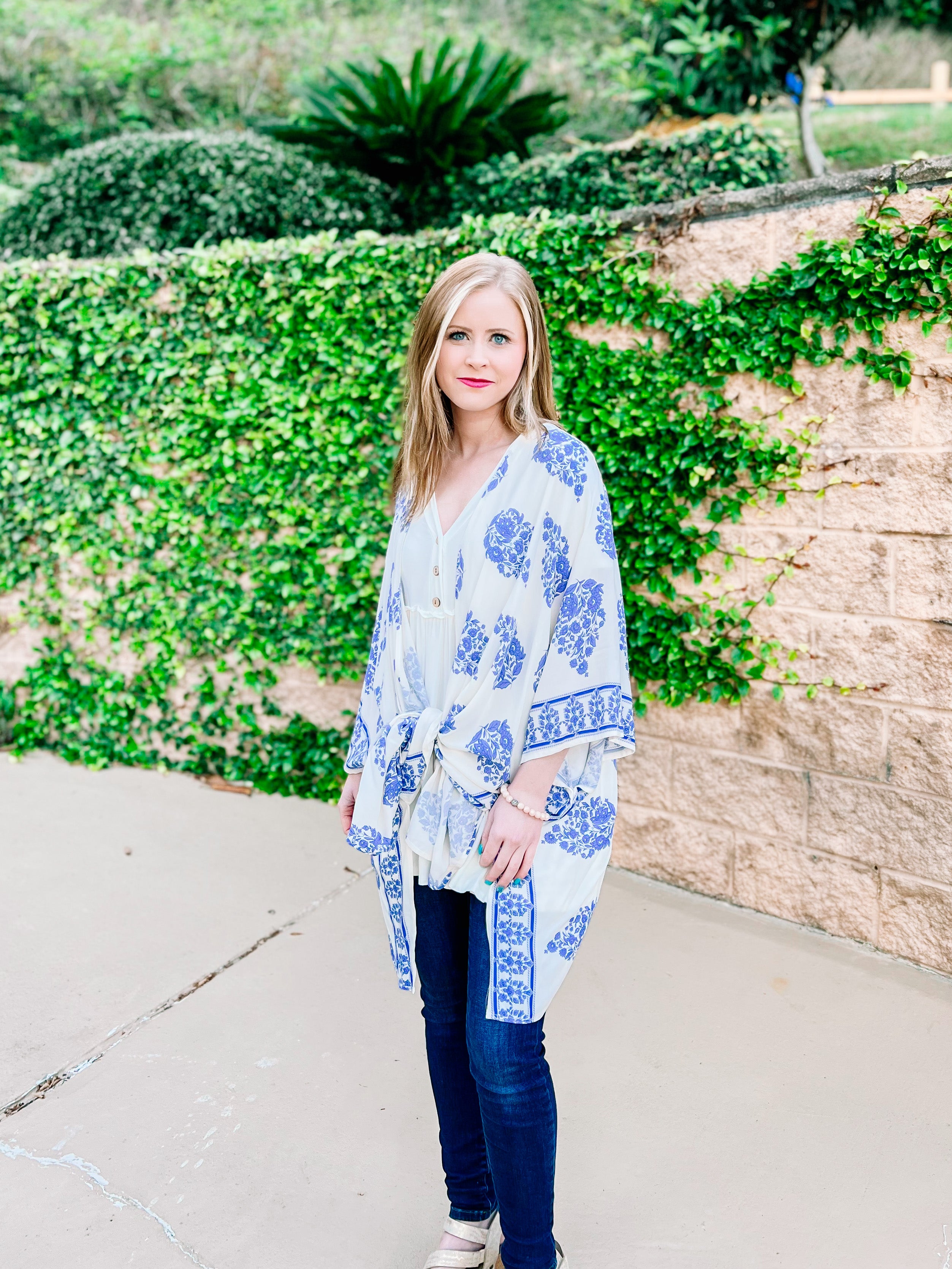 White Blue Border Kimono