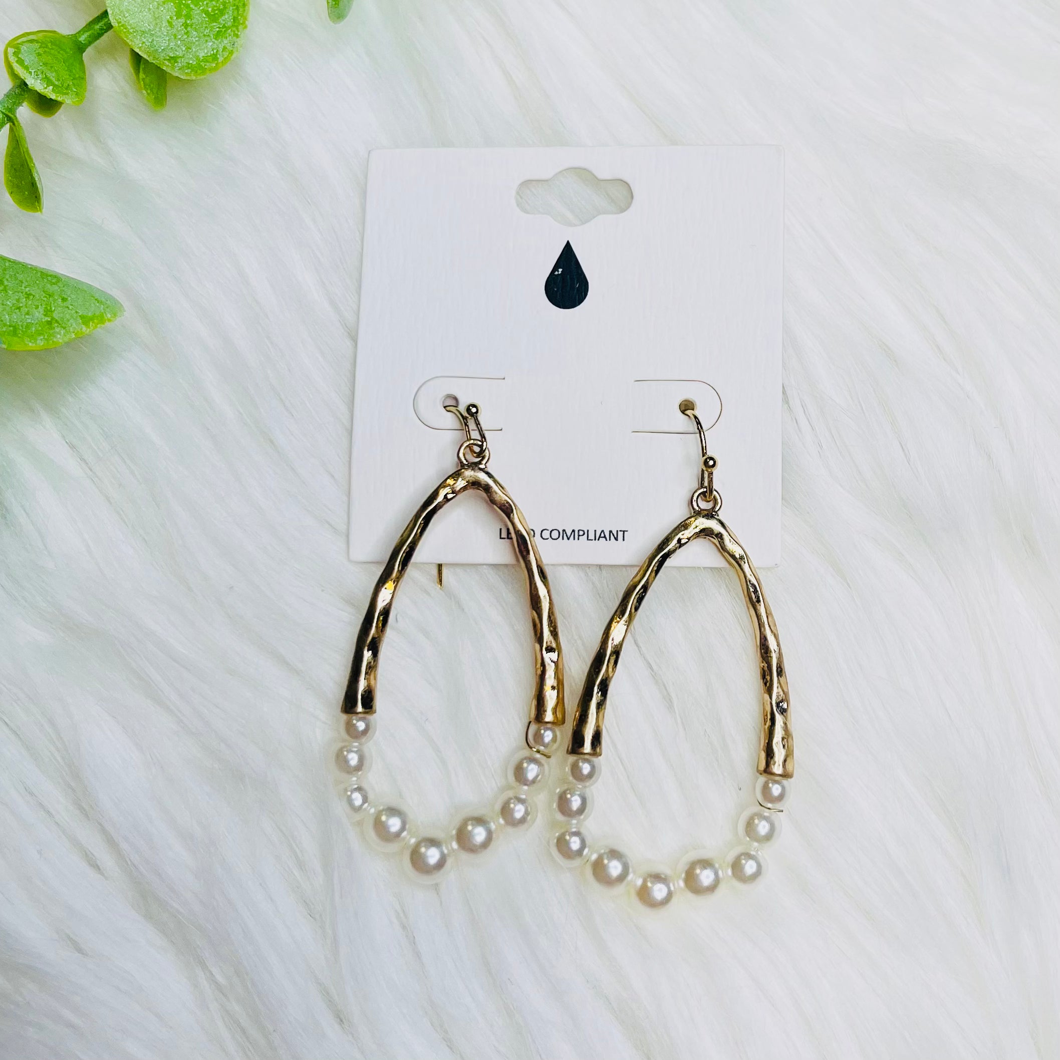 Pearl Teardrop Metal Earrings