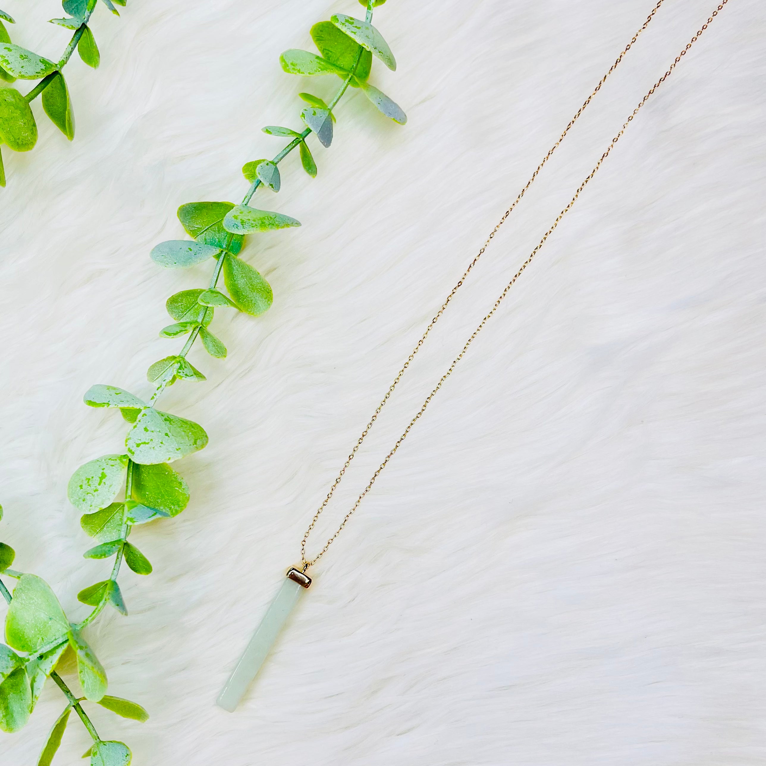 LONG BAR NATURAL STONE PENDANT NECKLACE