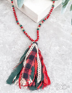 COZIEST CHRISTMAS LACE PLAID TASSEL RED GREEN NECKLACE