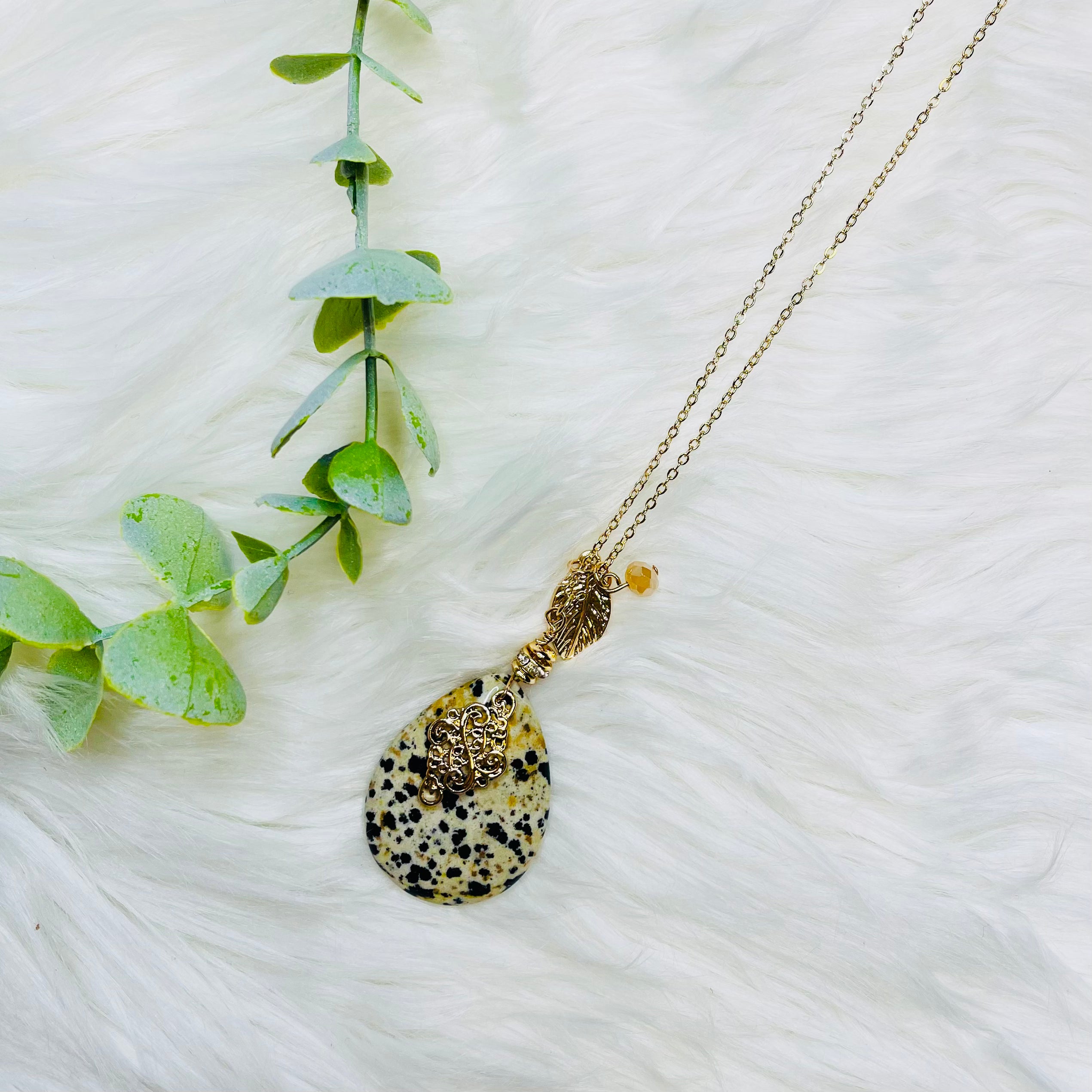 Oval Shaped Stone Charms Necklace